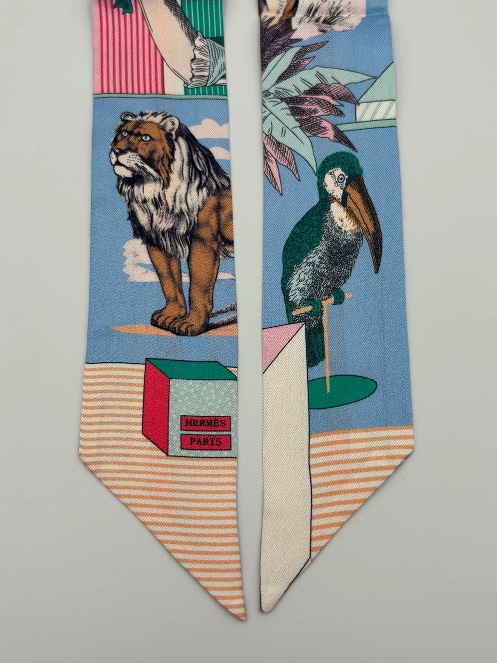 Hermes Grand Theatre Nouveau Twilly Scarf Bleu Pink Multicolor Silk Ribbon - Picture 3 of 6